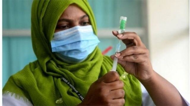 অক্সফোর্ড এস্ট্রাজেনেকা টিকার প্রথম ও দ্বিতীয় ডোজ নিয়েও করোনায় আক্রান্ত 1