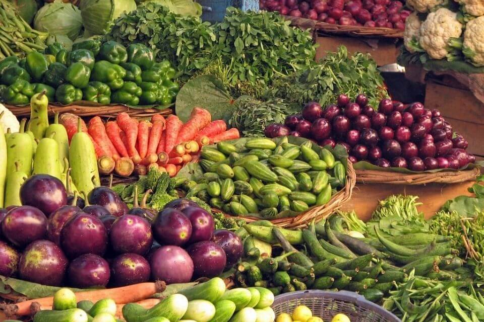 কেন দাম বাড়ছে খাদ্যের 1