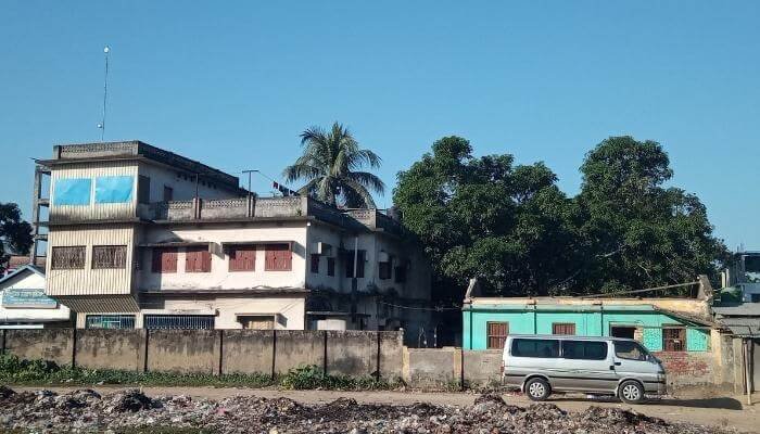 বীরগঞ্জে জমি সংক্রান্ত জেরে ৬ জন আহত অনাকাংক্ষিত ঘটনার আশংকা 1