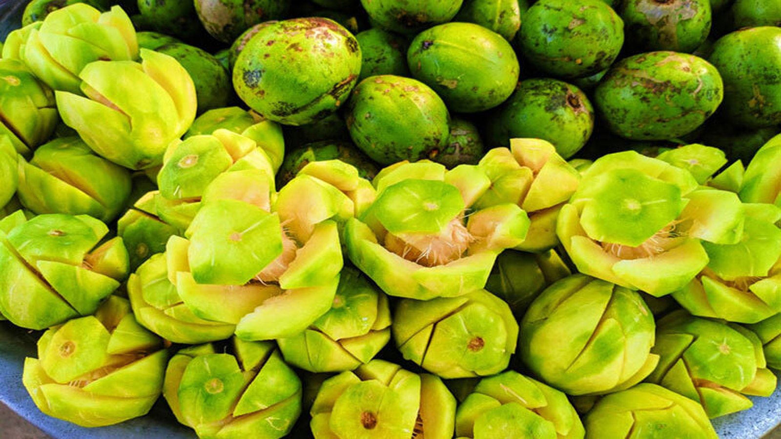 মৌসুমি ফল